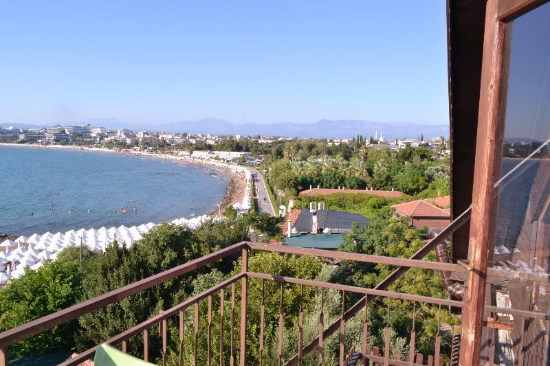 Neptun Hotel Side Buitenkant foto